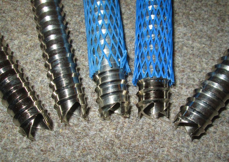 $23 basic screws, price includes shipping if you buy 2 or more <br>
<br>
BD TURBOS <br>
1 x 10cm <br>
2 x 13cm <br>
4 x 16cm <br>
2 x 19cm <br>
3 x 22cm <br>
<br>
SMILEY'S <br>
1 x 12cm <br>
2 x 16cm <br>
<br>
GRIVEL BASIC <br>
1 x 22cm