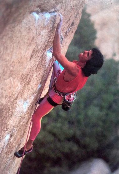 Scott Cosgrove on Father Figure (5.12d), Joshua Tree NP<br>
<br>
Photo by Greg Epperson (http://www.gregepperson.com)