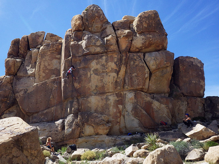 Hannah seconding. 20 Mar 2016.