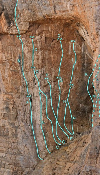 BAT CAVE (left) TOPO<br>
A- Bella (5,9+)<br>
B- Bella Donna (5.13b)<br>
C- Old Man (5.12b)<br>
D- Old Man and the Sea(ka) (5.13c)<br>
E- Old Man Direct (5.12)<br>
F- Morning Commute (5.11)<br>
G- Nate Dog (5.13a)<br>
H- The Funk (5.13d)<br>
I- Hanna Project (5.14?)unfinished<br>
J- Funkmaster Afro Groove (5.14b/c)<br>
K- Helsinki Project (5.15?)undone<br>
L- Enemy "D" (5.14?)"clean" version undone<br>
M- Enemy "T" (5.14+)<br>
N- WTF(WhatTheFunk) 5.13c<br>
O- TitanoBoa (5.13d)