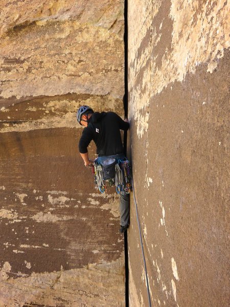 James starting up Our Father, Pitch 3.