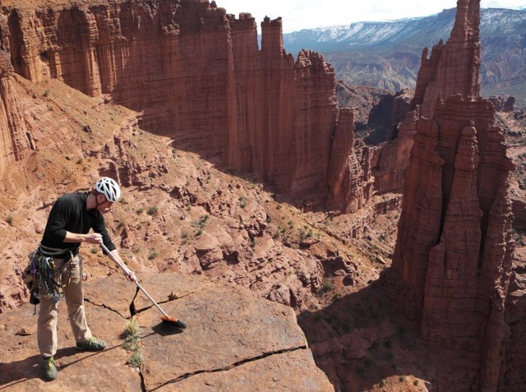 Someone is taking the term "clean climbing" a little bit too literally on the summit of Kingfisher.