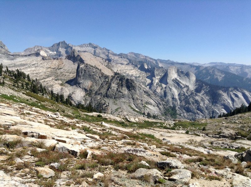 Southern Great Western Divide with Eagle Scout Pk and Hamilton Towers