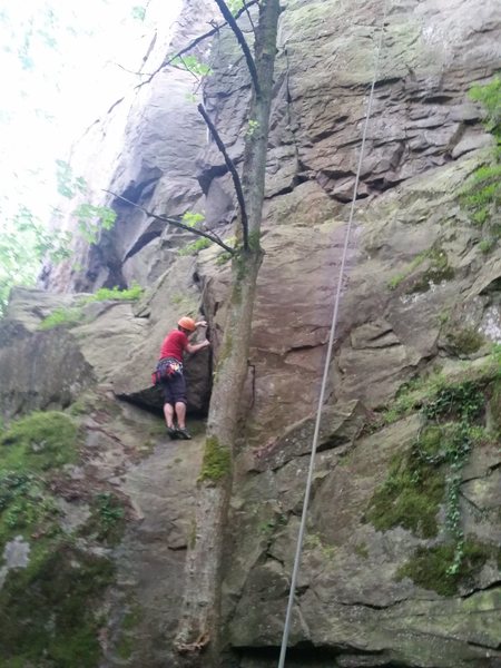 not sure if this is the intended start but its a fun bouldering move