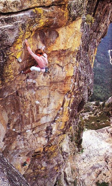 Ed Barry on "Dread and Freedom" (5.12d), Taft Point<br>
<br>
Photo by Peter Noebels