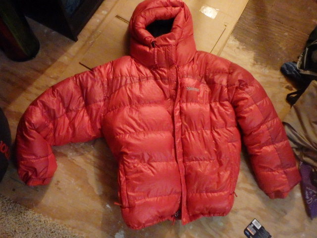 Marmot Greenland Jacket  XL . Brand New .800 Fill. Reg $450. asking for $260 Shipped to Continental USA.