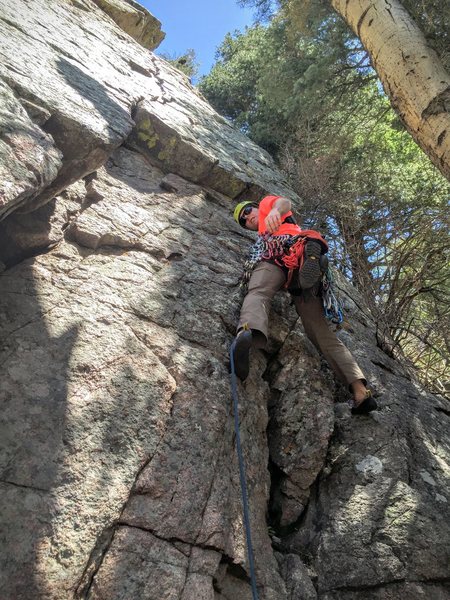 Setting off on my first trad lead. This is a good climb to start with.