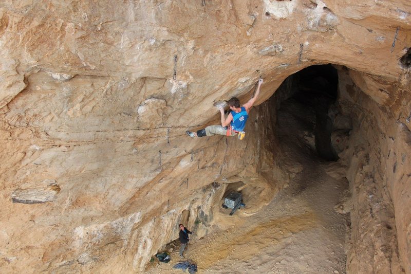 Ben Hanna Working though the crux of Enemy T. <br>
PC Ian Hanna