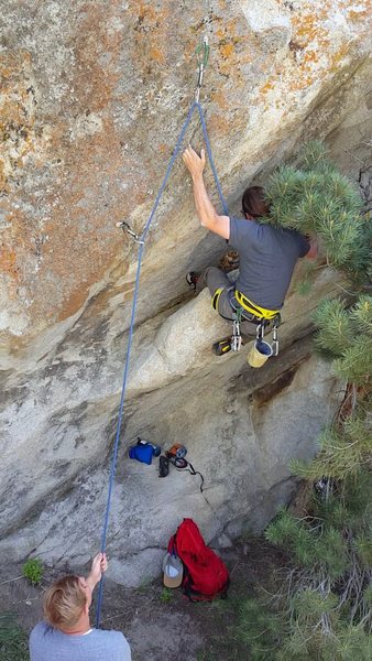 Toe camming in the flake at the start