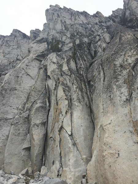 Base of the route, there is a large kairn (not pictured) marking the general area to start Stanley-Burgner and Beckey-Davis