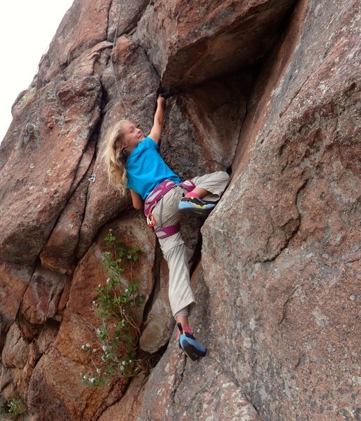 Norah heading into the overhanging section.