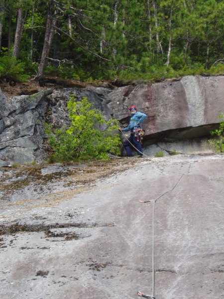 "Close up" of headwall