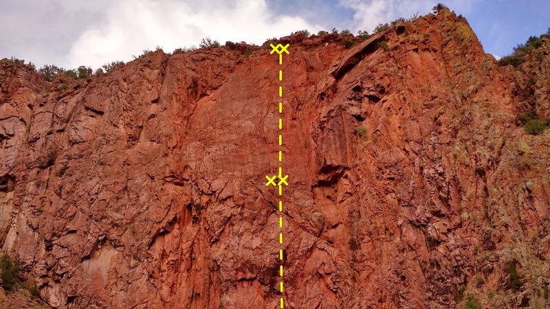 Climbers leading the second pitch of Moist Hoist