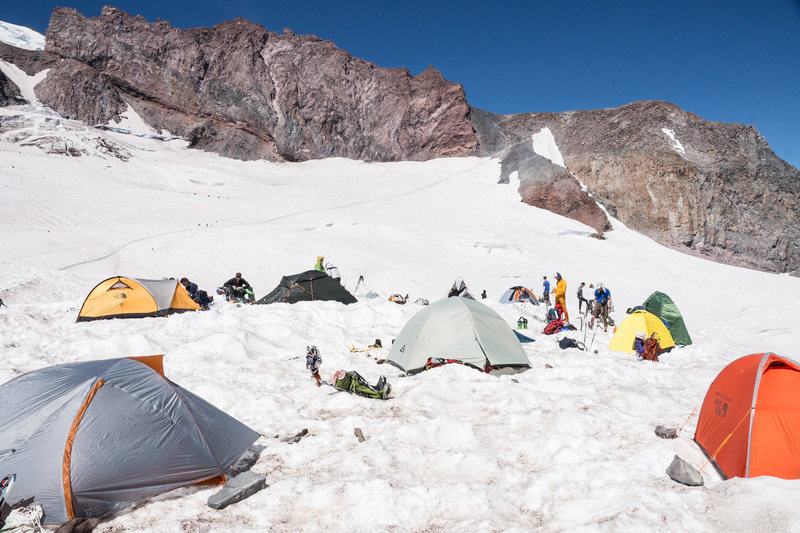 A bustling base camp. Camp Muir as Ingraham flats was full.