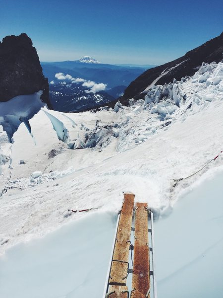 The one and only ladder crossing just above Ingraham Flats on our descent.