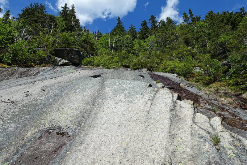 Daniel Webster Highway: Top of the cliff and great spot for lunch!