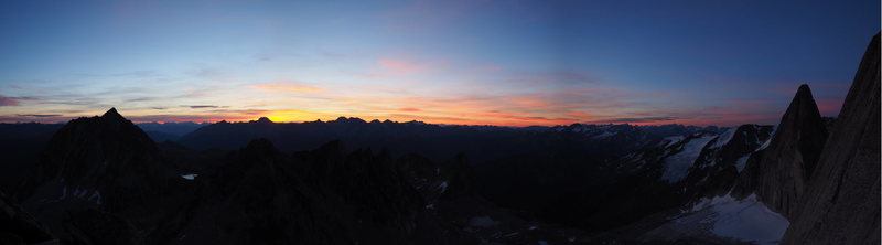 If you encounter a lineup at the base, at least you can enjoy a comfortable view of the sunrise over the mountains.