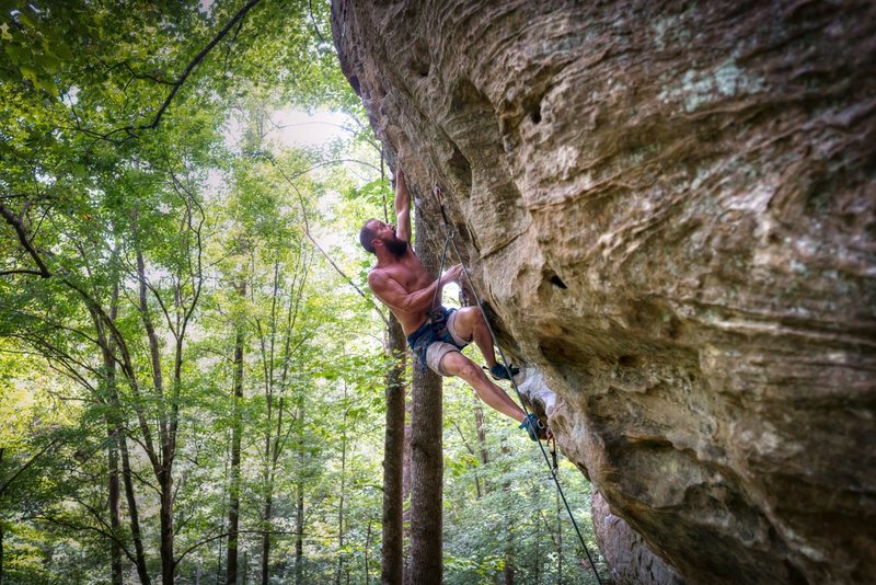 Joe tackling the overhang on Johnny B. Good @ PMRP - The Gallery