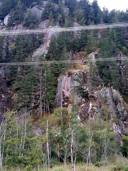 Red lines indicate climbing. green lines indicate trails, fixed hand lines, and/ or scrambling between pitches.