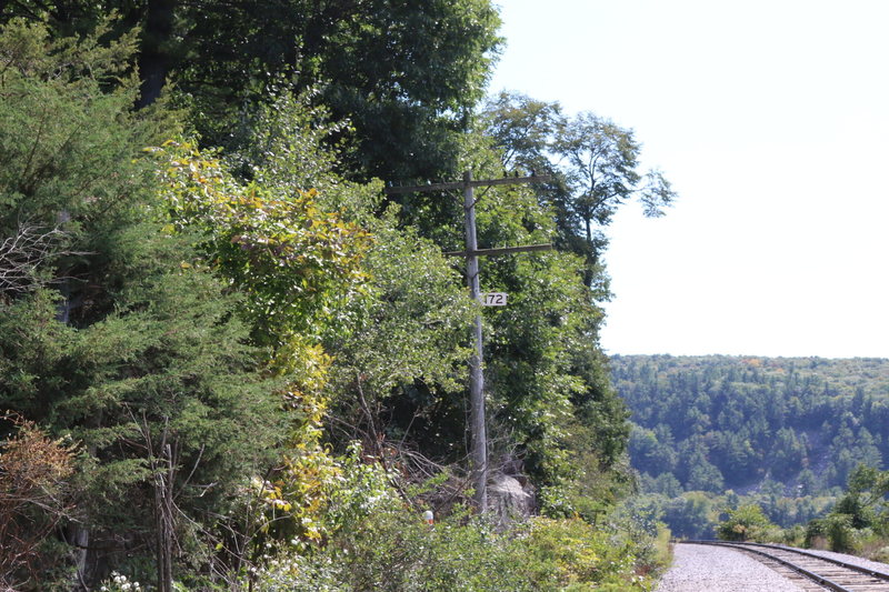 Access to the Mirror Field from the railroad tracks.
