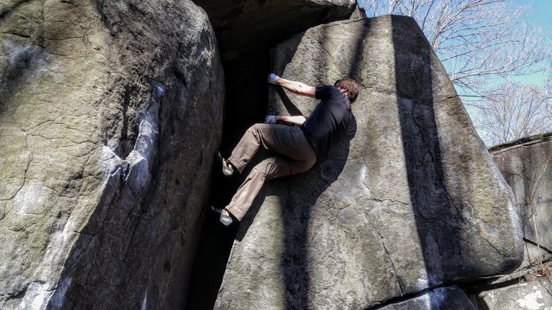 Trying the layback variation. I was a little confused by the description saying "only the right rock" cuz it seems like that would be crazy hard. Anyone know? Are my feet off for the V3 variation?