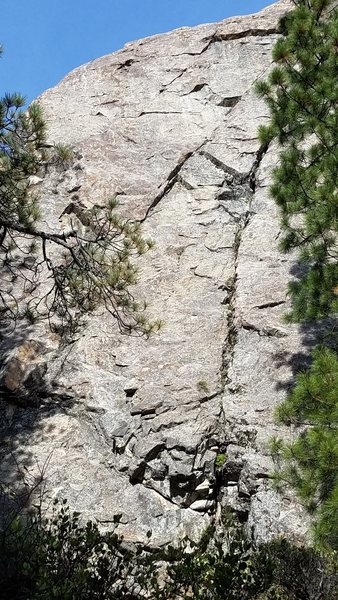 center crack system of Rediscovery Dome as seen from approach trail