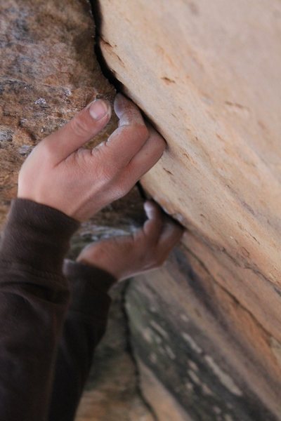 The undercling start holds.