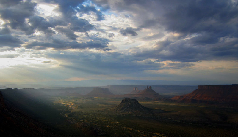 Evening light in Castle Valley, from the Porcupine Rim. July 2013