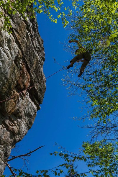 Clocking some airtime gunning for the anchor on Projectile (one of the best in the grade in the Gunks, period)