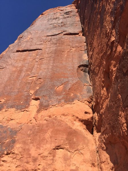 The crack is fairly sandy but it's got good jams.