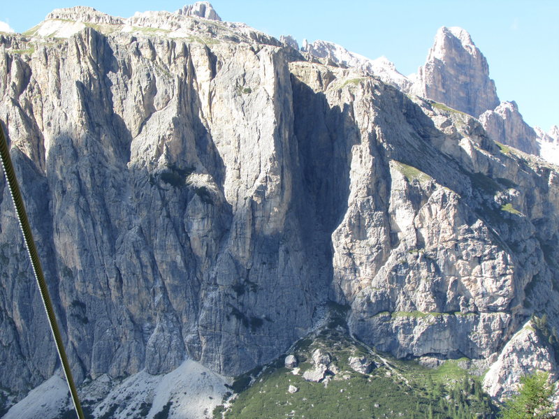 Cime Col de Bos. The prominent arête in center is a famous route, the Alvera-Menardi Spigolo Cime Col de Bos.