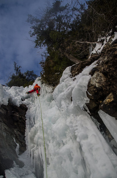 Sebi Cron seconding at the crux of P3. Ice was sketchy to say the least.