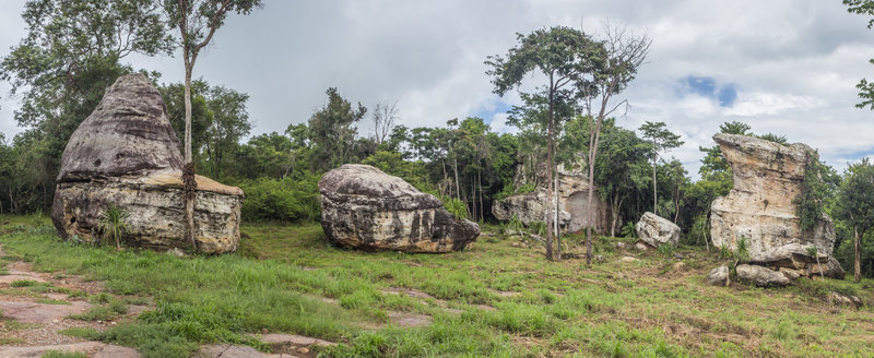 Hin Chang Si 'Upper Meadow' boulder field, Nam Pong National Park, Thailand
