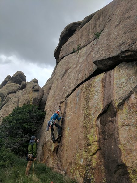 Jon floats up the flake at the start