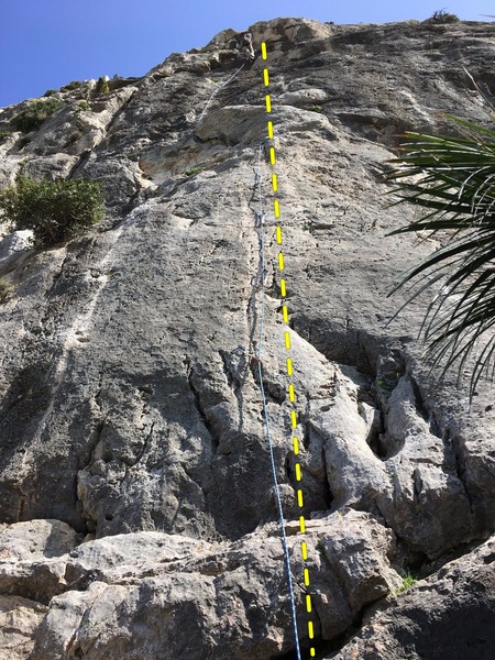 Bottom line is the first half of Krilin, I jogged left to the top half of Camiasque, chasing viable bolts.