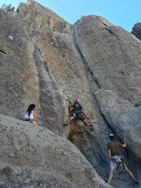 Stemming for the opening moves of water crack. Can't trust that bolt though.