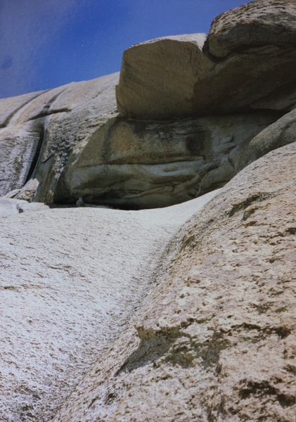 Top section of the water chute. Near the last steep section that makes the pitch even more memorable. First ascent photo