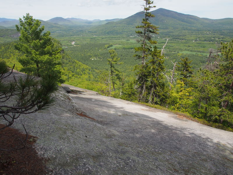 Looking NorthEast towards top of "Right Dike" from where the left-hand side-path first reaches the slab.