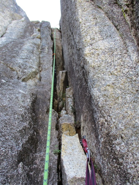 The short 5.8 chimney of Pitch 6. This can easily be combined with Pitch 5.