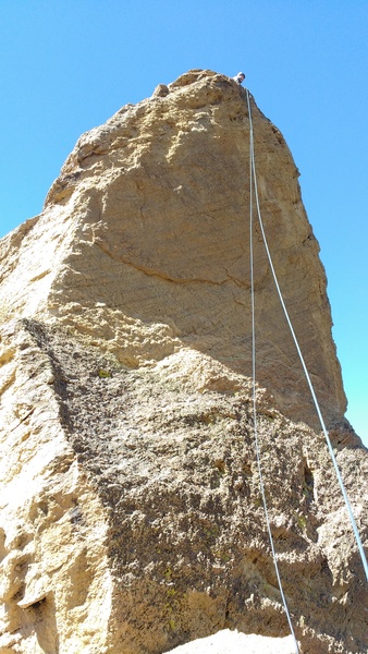 Looking up at the rappel off of Mini Half Dome. Our first attempt was to rap to the left (climber's right), but *our rope got stuck* so Jay went back up and rapped to the right (climber's left) as seen in this photo.