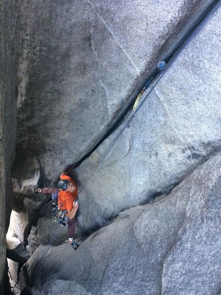 Self belaying the pitch from the alcove to El Cap Spire on Freerider