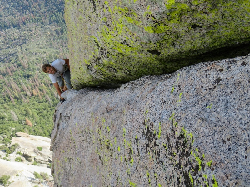 Some fun exposed climbing on Pitch 6 (or Pitch 7 by some route descriptions).