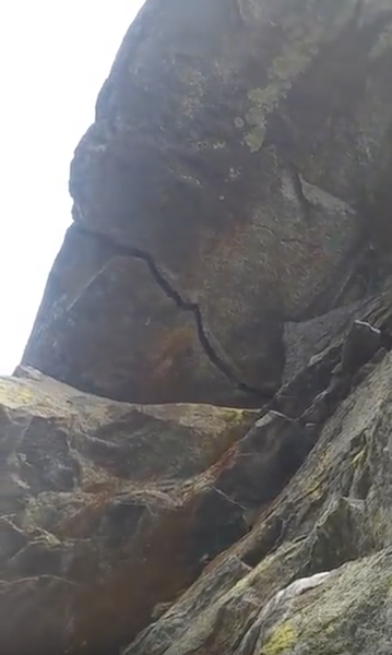 Roof crack, pitch 2