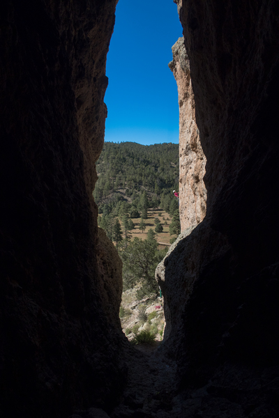 Such great position and location, such shitty rock. Yet I climb it every trip to the Tower with the stubborn hope it'll clean up. September 2017.