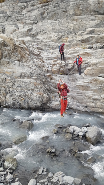 Mel, Eileen and Kira enjoying a tyrolean Traverse on the way to Sunnyside and the Republic.