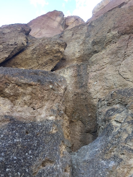 Start of King Nothing. Continues up the little gully and then onto the face about 3 bolts up