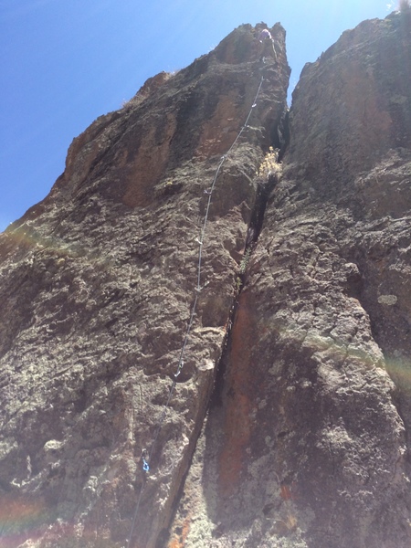 Erin cleaning the anchor after leading Ariel no Fumes!