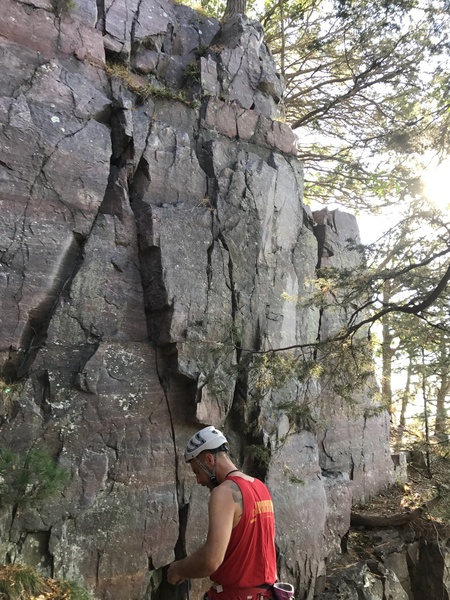 Right side of this wall.