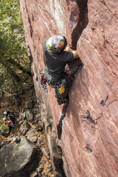 Josh Munoz leading Birch Tree crack