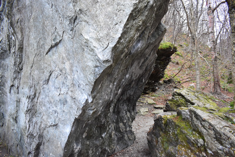 The overhang and landing of the problem.